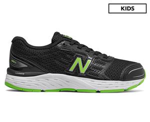 New Balance Boys' Grade-School 680v5 Wide Fit Shoe - Black/Green
