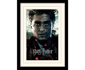 Harry Potter - Deathly Hallows Part 2 - Harry Mounted & Framed 30 x 40cm Print