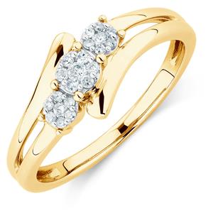 Ring with Diamonds in 10ct Yellow Gold