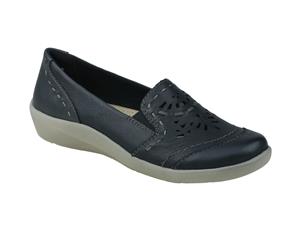 Planet Shoes Womens Comfort Slip On Butter in Black Leather
