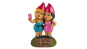 Big Mouth The Selfie Sisters Gnome