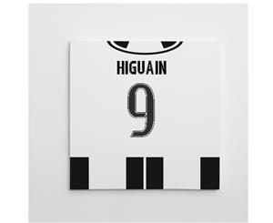 2016-2017 Juventus Canvas Print (Higuain 9)